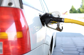 Перспективы роста цен на бензин: чего ожидать уже этой осенью?