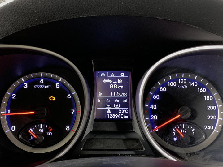 Hyundai Santa Fe 2.4, 2014 года, Механика, Коричневый