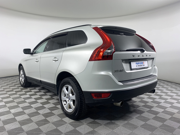 VOLVO XC60 2, 2010 года, Робот, Серебристо-желтый