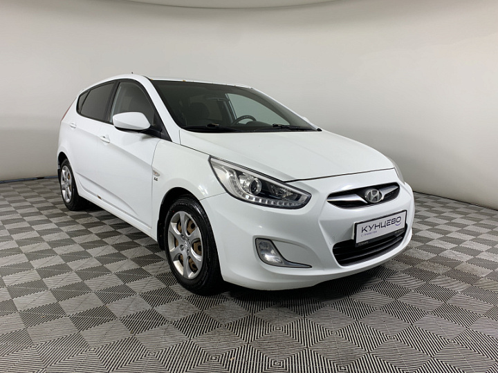 HYUNDAI Solaris 1.6, 2013 года, Механика, БЕЛЫЙ