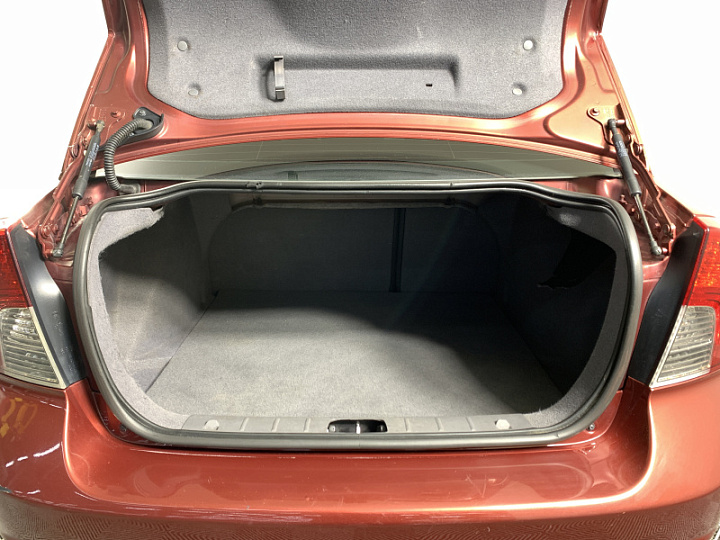 VOLVO S40 2.4, 2009 года, Автоматическая, КРАСНЫЙ