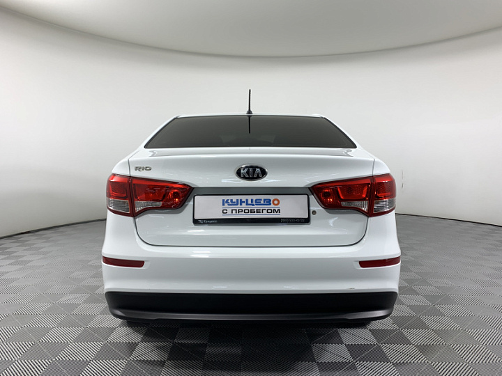 KIA Rio 1.6, 2015 года, Механика, БЕЛЫЙ
