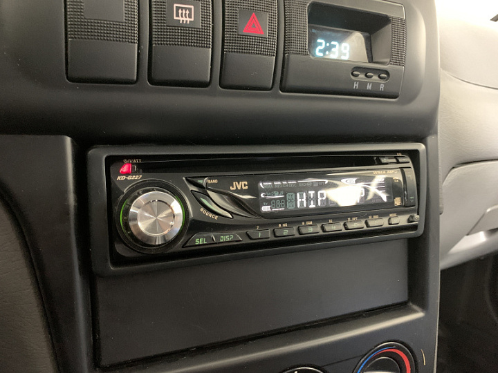 KIA Spectra 1.6, 2008 года, Механика, Золотистый
