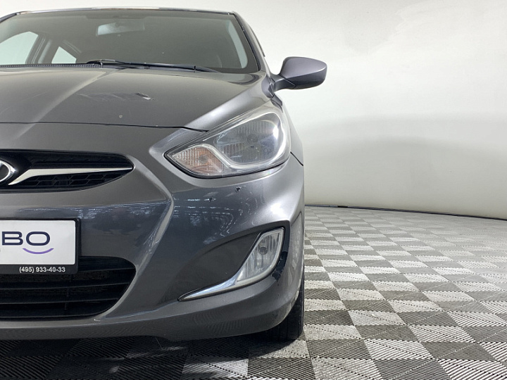 Hyundai Solaris 1.4, 2013 года, Механика, Серый