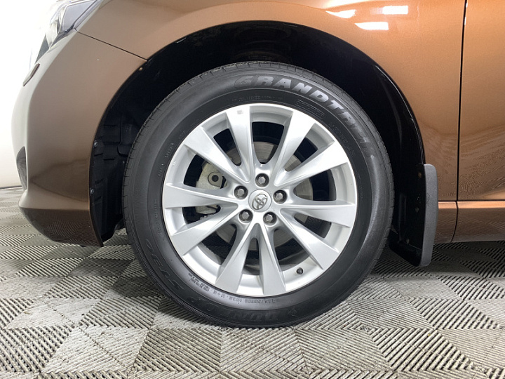 Toyota Venza 2.7, 2013 года, Автоматическая, Темно-Коричневый