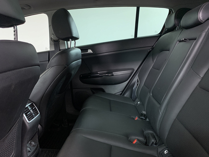 KIA Sportage 2.4, 2019 года, Автоматическая, КРАСНЫЙ
