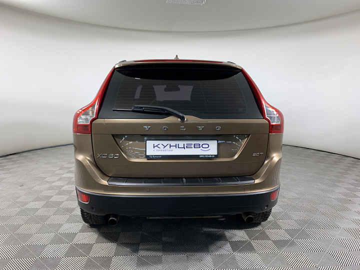 VOLVO XC60 2, 2011 года, Робот, Золотистый