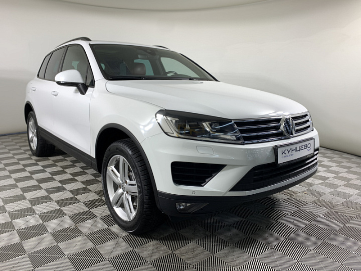 VOLKSWAGEN Touareg 3, 2018 года, Автоматическая, БЕЛЫЙ