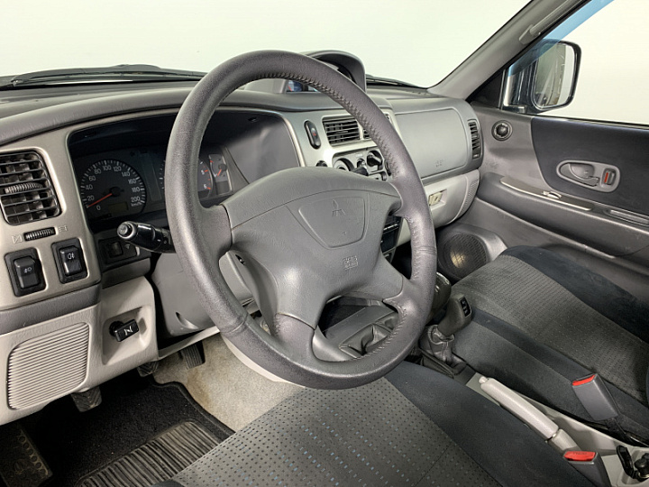 MITSUBISHI Pajero Sport 2.5, 2007 года, Механика, ЧЕРНЫЙ