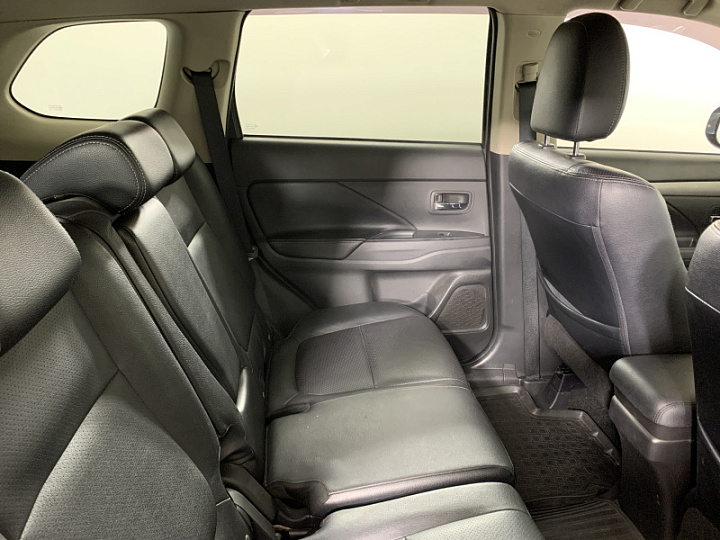 MITSUBISHI Outlander 2.4, 2014 года, Вариатор, СЕРЫЙ
