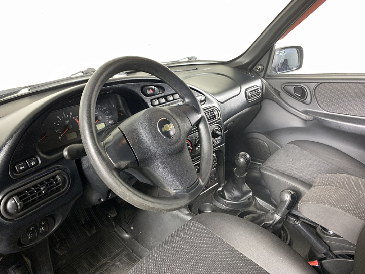 CHEVROLET Niva 1.7, 2014 года, Механика, ТЕМНО-СЕРЫЙ