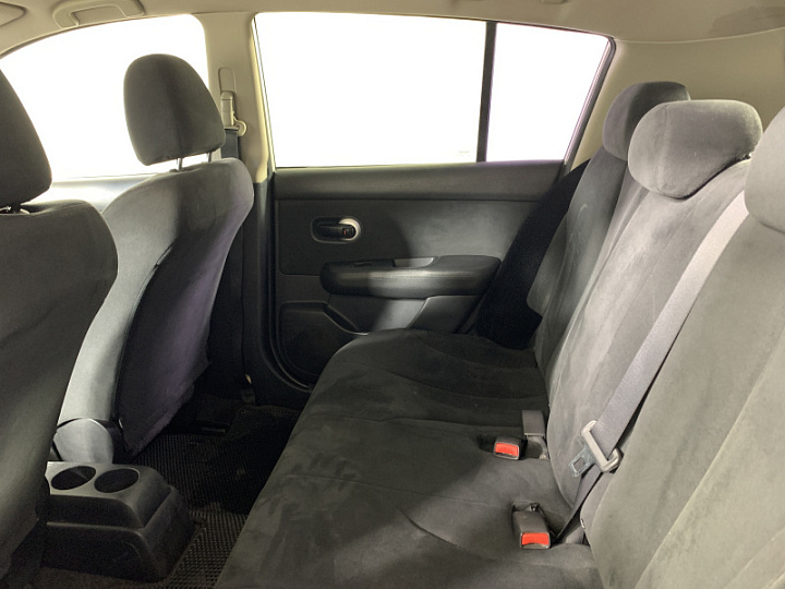 NISSAN Tiida 1.6, 2007 года, Механика, Серебристый