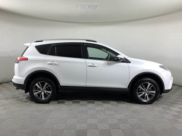 TOYOTA RAV4 2.5, 2018 года, Автоматическая, БЕЛЫЙ
