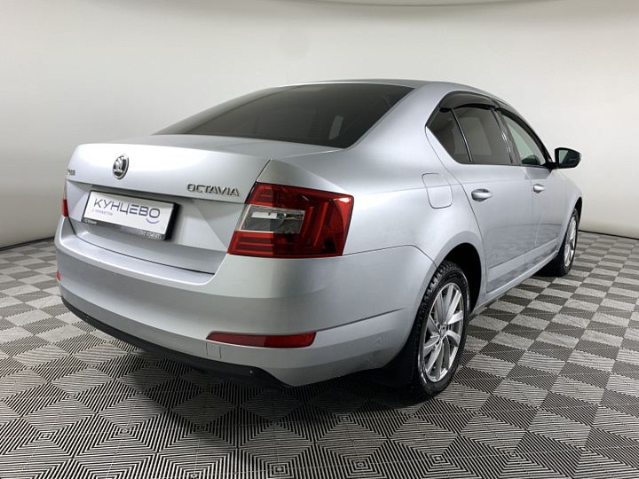 SKODA Octavia 1.4, 2015 года, Робот, Серебристый