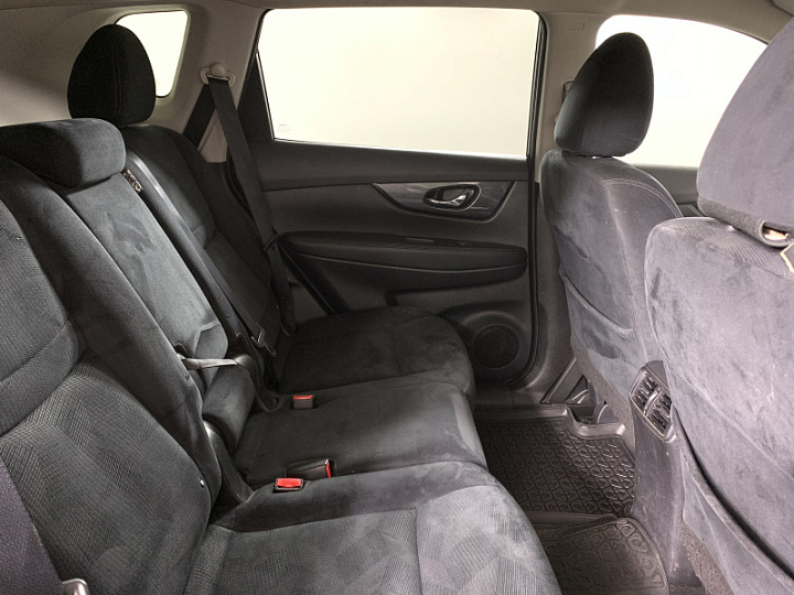 NISSAN X-Trail 2.5, 2015 года, Вариатор, ЧЕРНЫЙ
