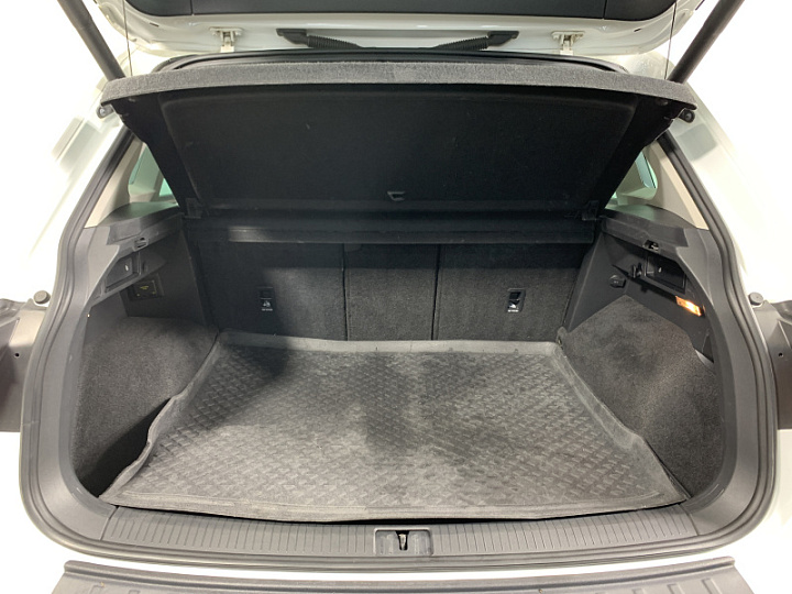 VOLKSWAGEN Tiguan 1.4, 2019 года, Робот, БЕЛЫЙ