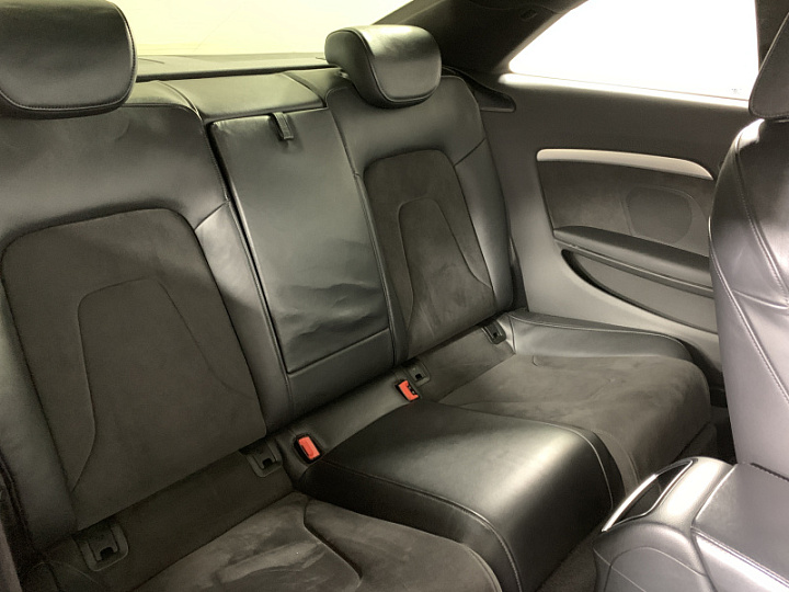 AUDI A5 2, 2013 года, Робот, Черно-Серый