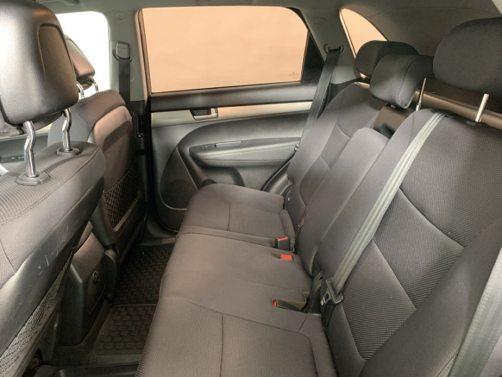 KIA Sorento 2.4, 2012 года, Автоматическая, БЕЛЫЙ