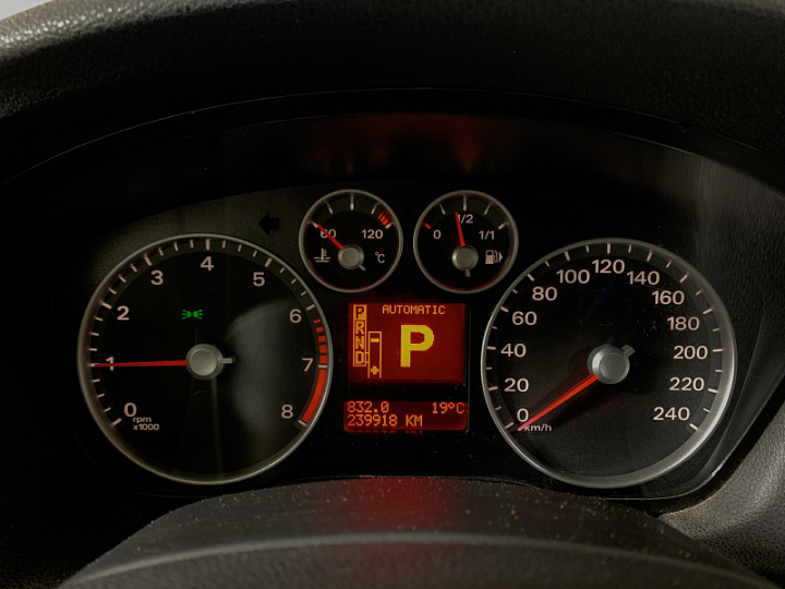 FORD Focus 1.6, 2007 года, Автоматическая, Серебристый