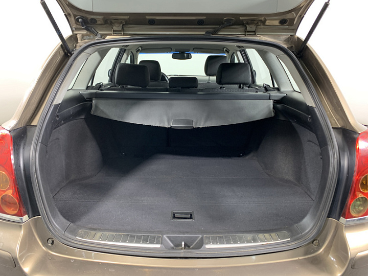 TOYOTA Avensis 1.8, 2004 года, Механика, КОРИЧНЕВЫЙ