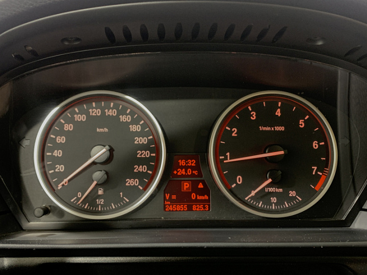 BMW 5 серии 2.5, 2008 года, Автоматическая, ЧЕРНЫЙ