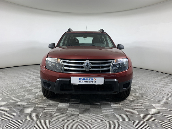RENAULT Duster 1.6, 2012 года, Механика, КРАСНЫЙ