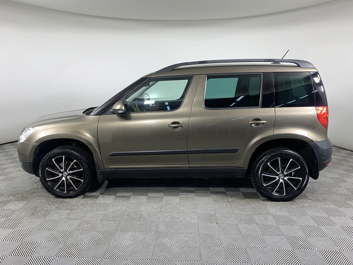 SKODA Yeti 2, 2013 года, Робот, КОРИЧНЕВЫЙ