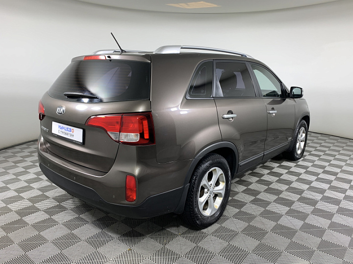 KIA Sorento 2.4, 2013 года, Автоматическая, БЕЖЕВЫЙ