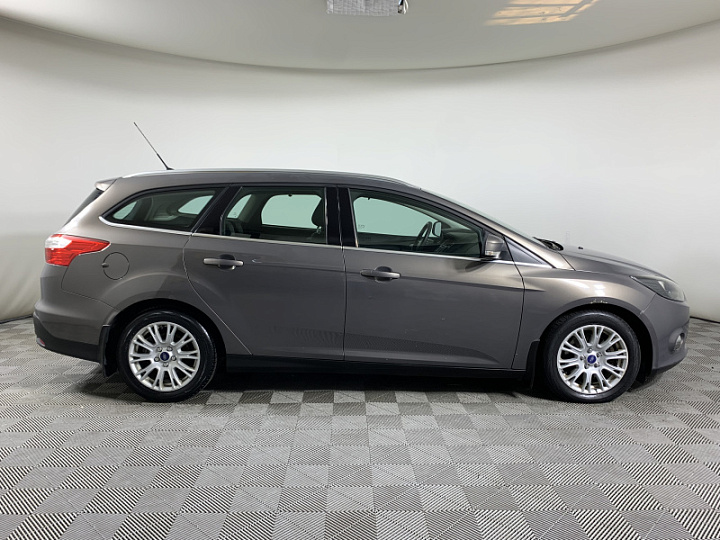 FORD Focus 2, 2013 года, Робот, Серо-коричневый