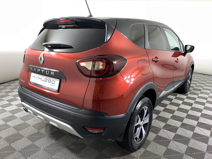 Renault Kaptur 1.6, 2020 года, Вариатор, Красный