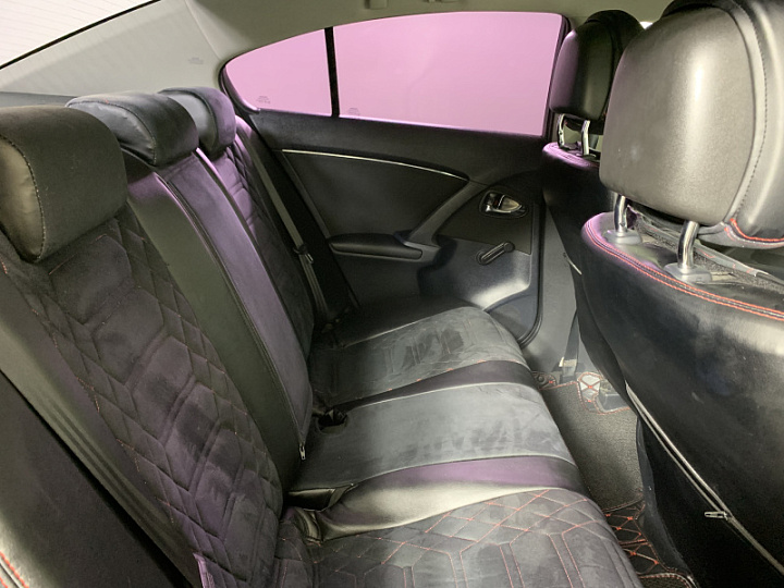 TOYOTA Avensis 1.8, 2011 года, Механика, ЧЕРНЫЙ