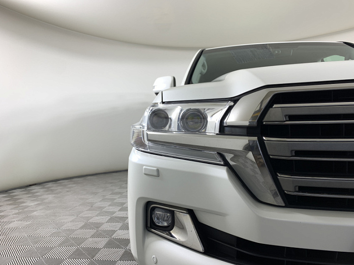 TOYOTA Land Cruiser 4.5, 2016 года, Автоматическая, БЕЛЫЙ