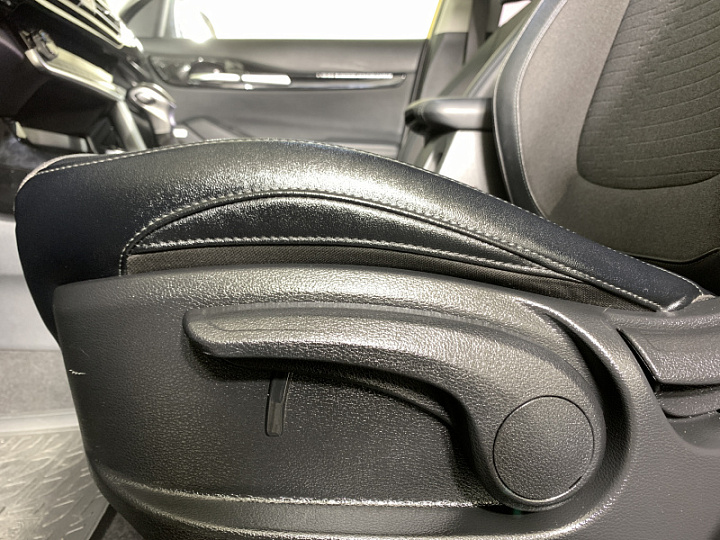 KIA Seltos 2, 2021 года, Автоматическая, ЖЕЛТЫЙ