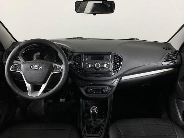 Lada Vesta 1.6, 2018 года, Механика, ЧЕРНЫЙ