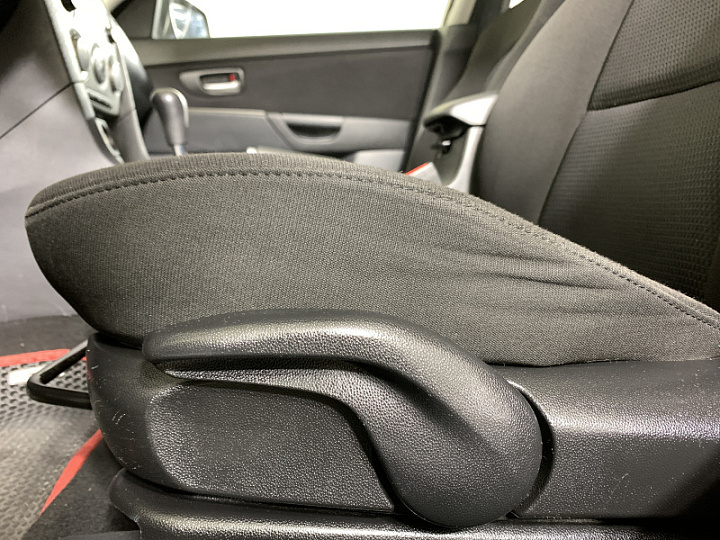 MAZDA 3 1.6, 2007 года, Автоматическая, Серо-Золотистый