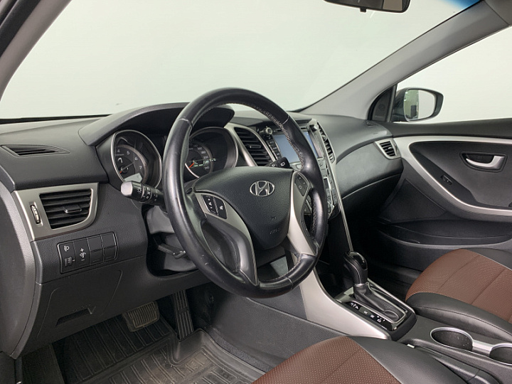 HYUNDAI i30 1.6, 2013 года, Автоматическая, КОРИЧНЕВЫЙ