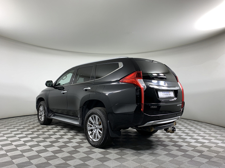 MITSUBISHI Pajero Sport 2.4, 2018 года, Автоматическая, ЧЕРНЫЙ