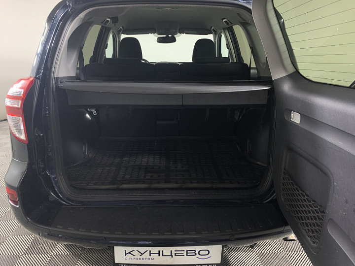 Toyota RAV4 2, 2010 года, Механика, Темно-серый