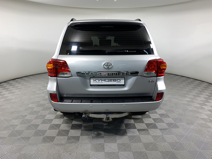 TOYOTA Land Cruiser 4.5, 2013 года, Автоматическая, Серебристый