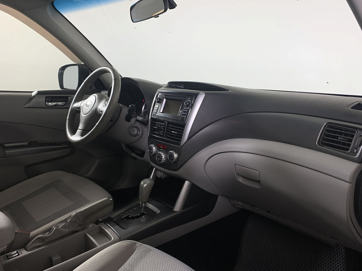 Subaru Forester 2, 2012 года, Автоматическая, Серебристый
