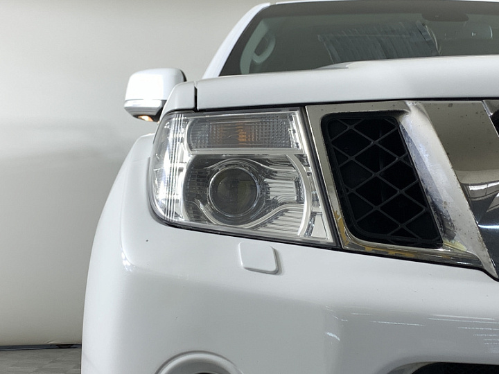 Nissan Pathfinder 2.5, 2011 года, Автоматическая, Не определен