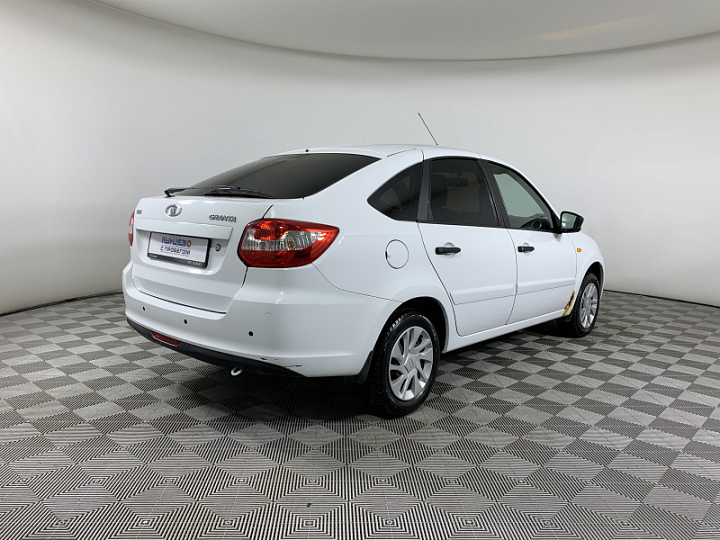 Lada Granta 1.6, 2016 года, Автоматическая, БЕЛЫЙ