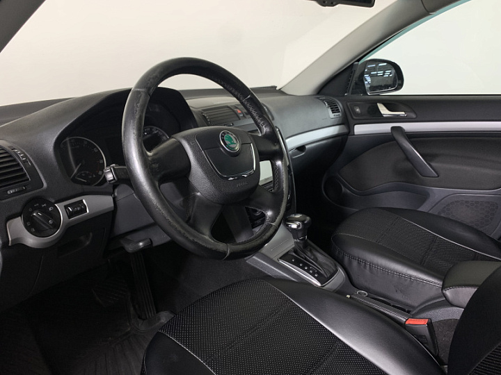 Skoda Octavia 1.4, 2012 года, Робот, Черный
