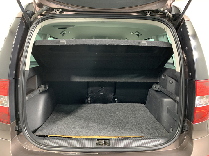 SKODA Yeti 1.6, 2014 года, Механика, КОРИЧНЕВЫЙ