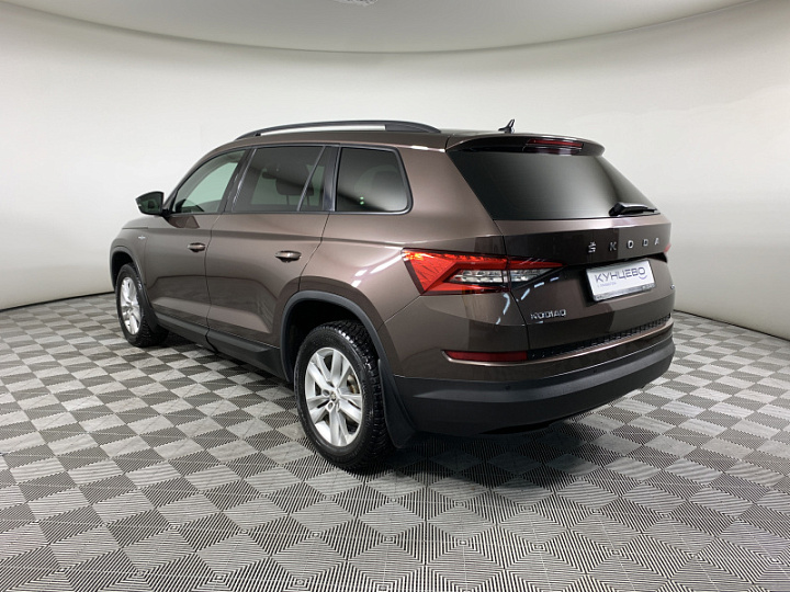 SKODA Kodiaq 1.4, 2020 года, Робот, КОРИЧНЕВЫЙ