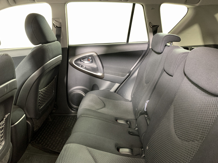 TOYOTA RAV4 2, 2011 года, Вариатор, ЧЕРНЫЙ