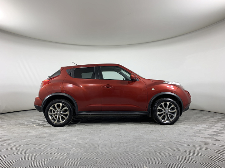 NISSAN Juke 1.6, 2013 года, Вариатор, КРАСНЫЙ