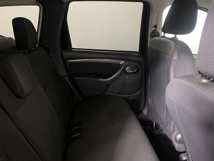 RENAULT Duster 2, 2017 года, Автоматическая, КОРИЧНЕВЫЙ