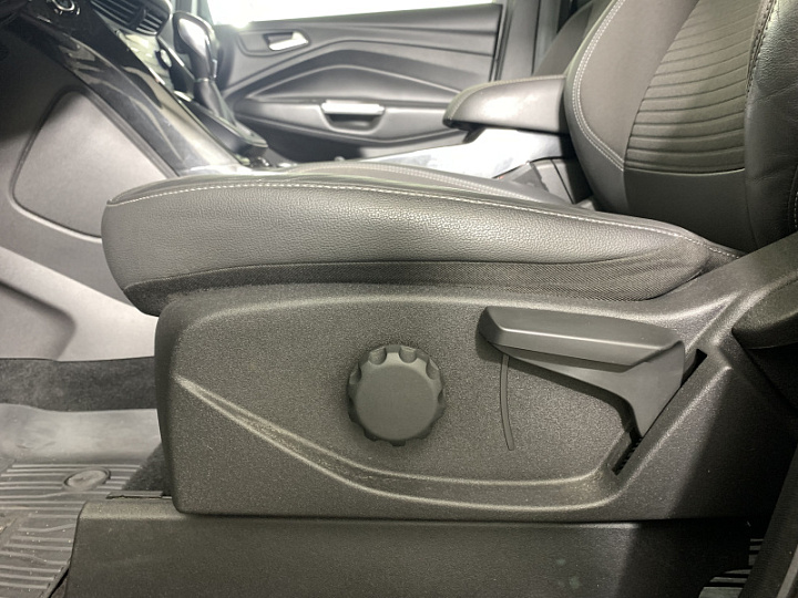 Ford Kuga 2.5, 2017 года, Автоматическая, Серый