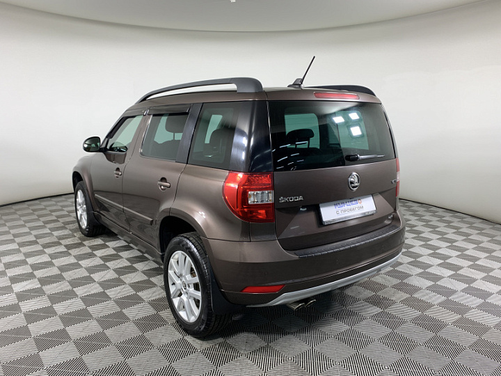 SKODA Yeti 1.8, 2017 года, Робот, КОРИЧНЕВЫЙ